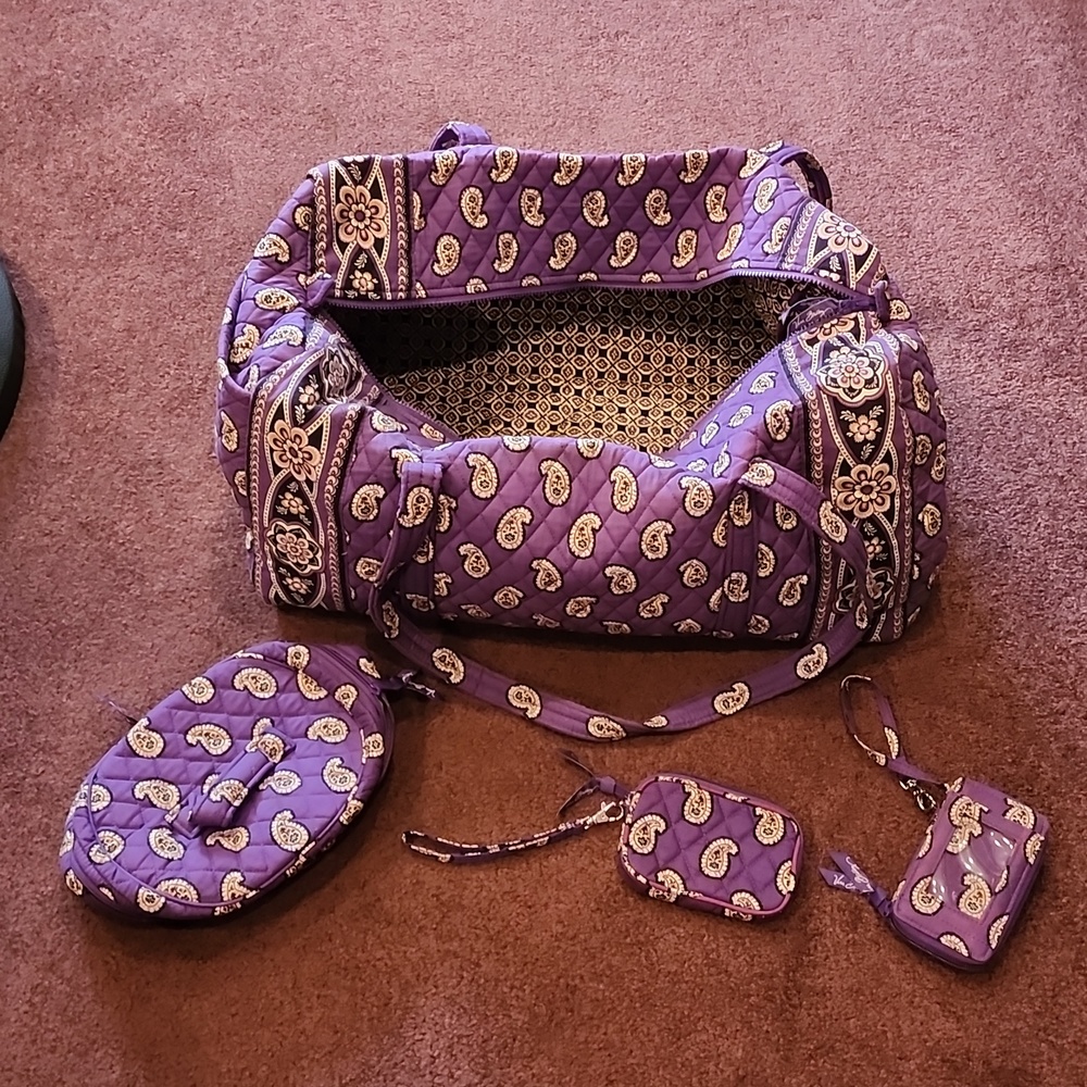 Vera Bradley Simply Violet Weekend & Accessories